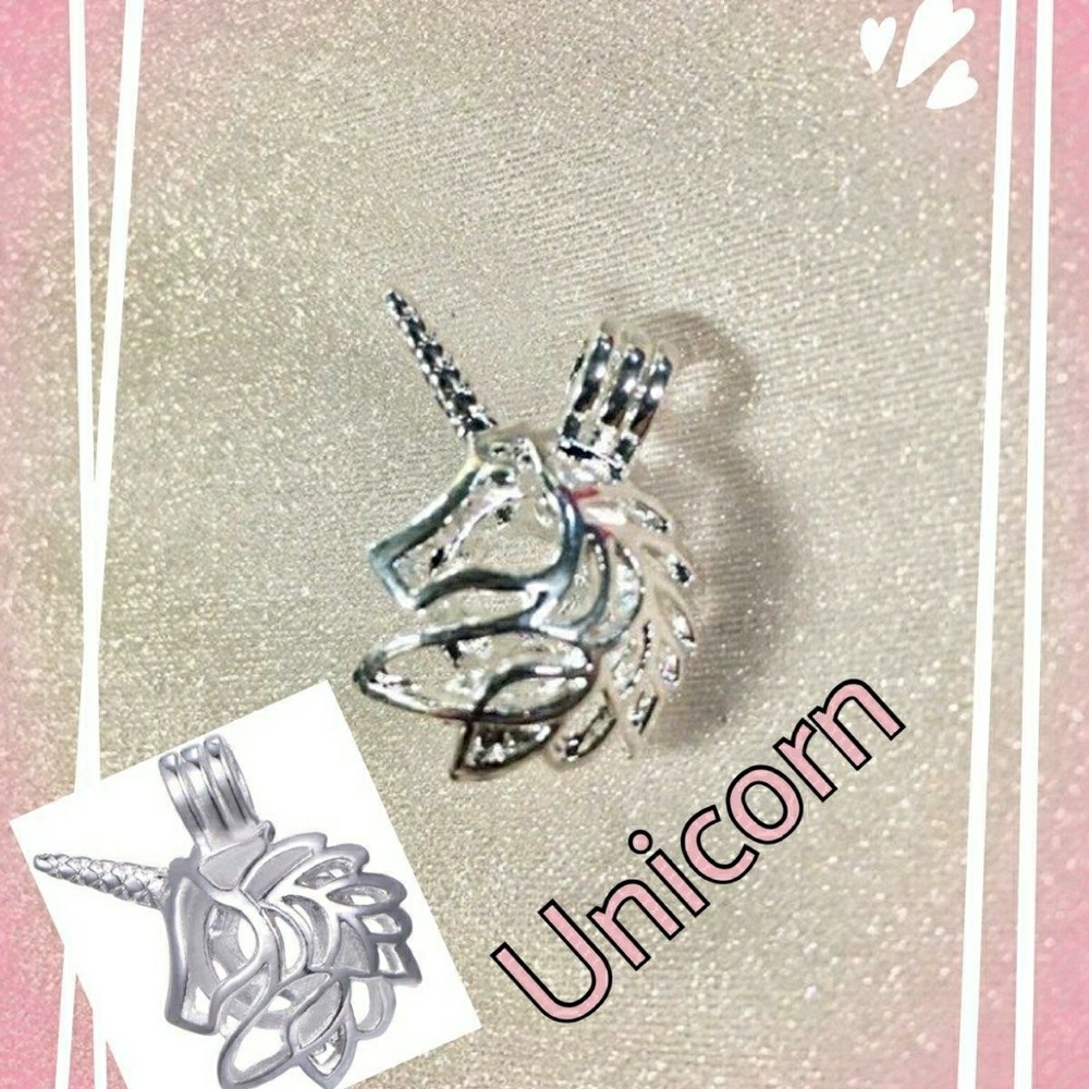 Pearls And pearl accessories!